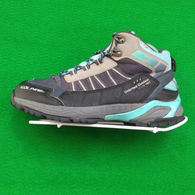 Sepatu pria outdoor hiking treking gunung running second Sepatu pria outdoor hiking treking gunung running second