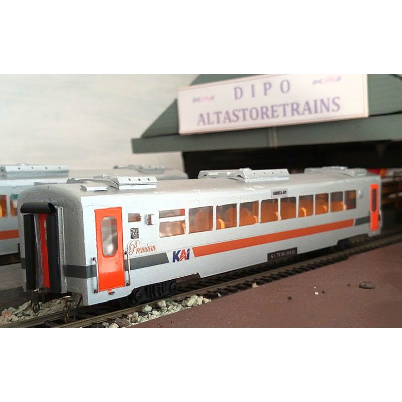 miniatur kereta api gerbong Premium