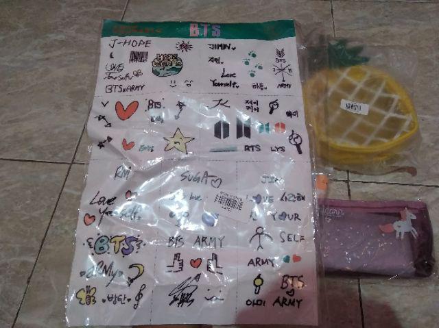 Stiker Dinding Dengan Bahan Mudah Dilepas Gambar Kartun Bts Untuk Dekorasi Kamar Anak