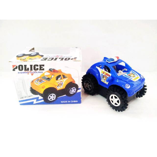 Mobil jungkir balik seri polisi indonesia OTI913