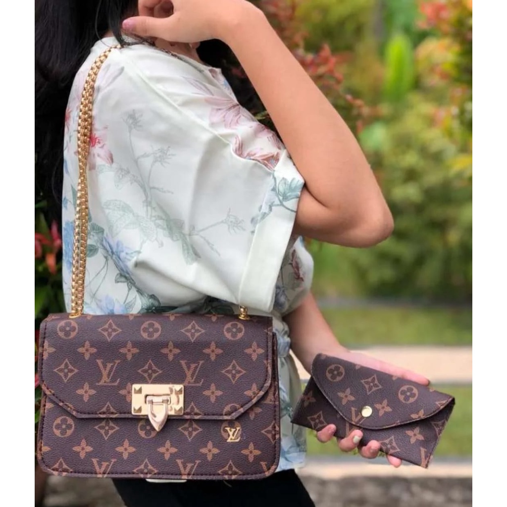 Tas Slempang Wanita Sling Bag Besar Free Pouch / Dompet