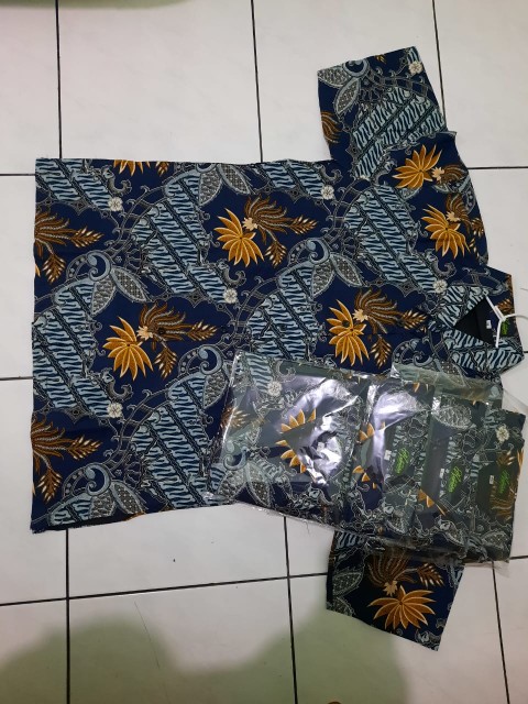 Black White# Kemeja Batik Pria Lengan Pendek Full Furing Katun Ori Batik Solo Seragam Murah