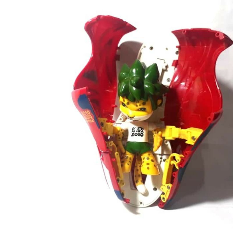 Maskot Sepatu World Cup South Africa 2010 Shoes Zakumi Leopard Mainan Piala Dunia Afrika Selatan Mas