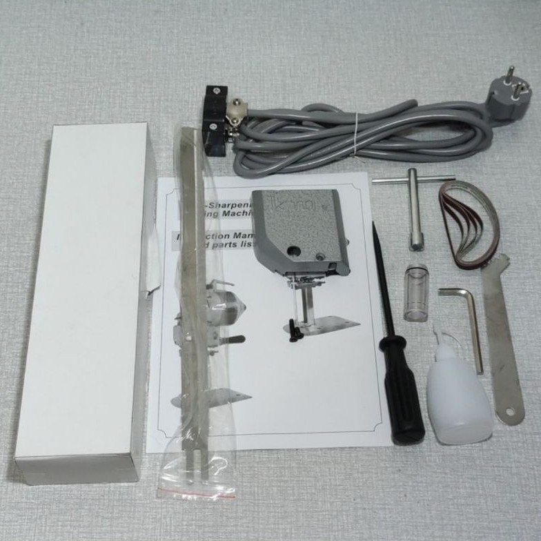 Mesin Potong Bahan Kain 12&quot; KM 750 Watt