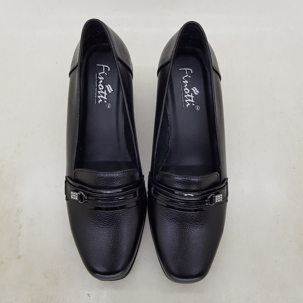 Wedges kulit perempuan Finotti ANT