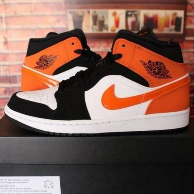 sbb mid jordan 1