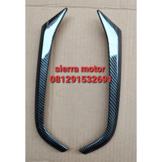 Garnish lis bumper avanza xenia 2019 - 2012 ( CARBON )