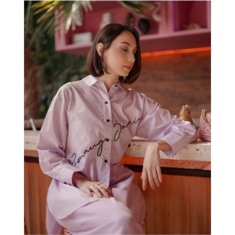 Logo Sequin Shirt Benang Jarum LILAC SIZE S