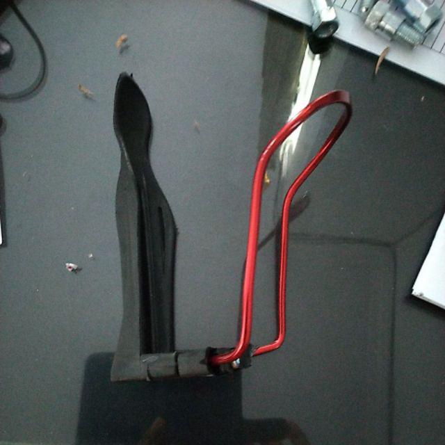 Tempat Botol Minum / Kawat Botol Aluminium Sepeda Motor