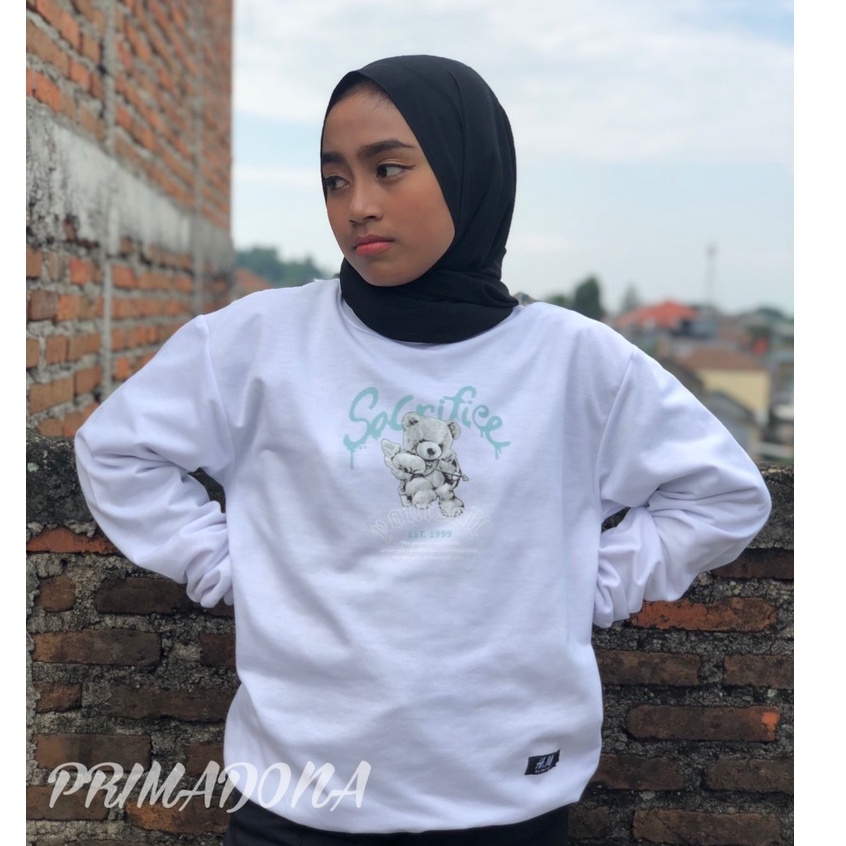 Sweatshirtt Crewneckk Bearr Sacrificee Atasann Pria &amp; Wanita L XL XXL