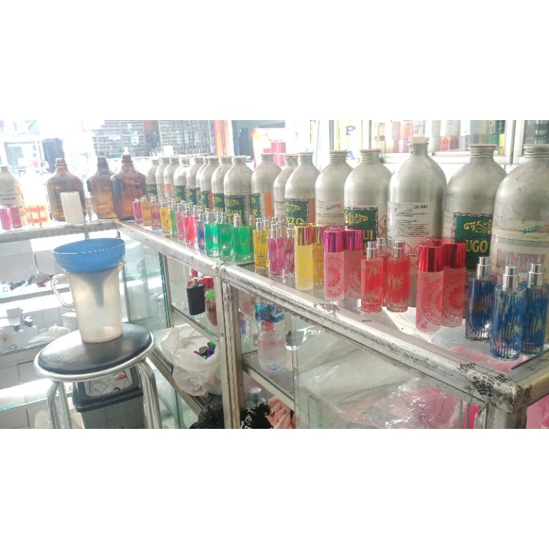 PARFUM REFILL 30ML MOTIF WARNA HARGA BERSAHABAT KUALITAS MANTAP MURAH (Bebas Request)