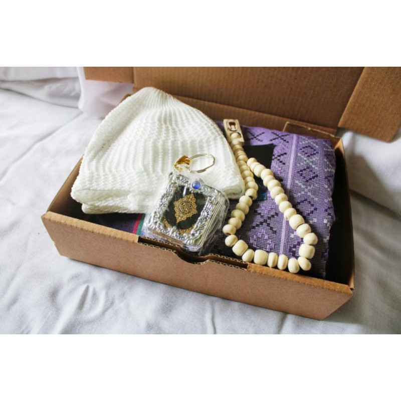 Hempers paket sarung cowok murah|| hempers hadiah cowo murah|| hempers murah