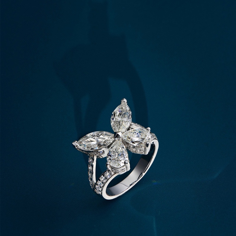 Fashion Beautiful Moissanite Personality Butterfly Shape Ring