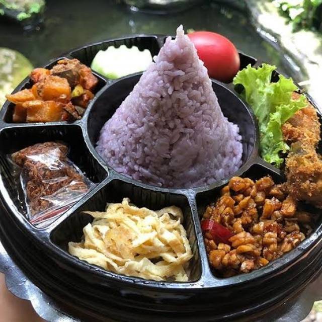 

Tumpeng mini sekat paket 2 higienis, halal dan murah free label sticker acara