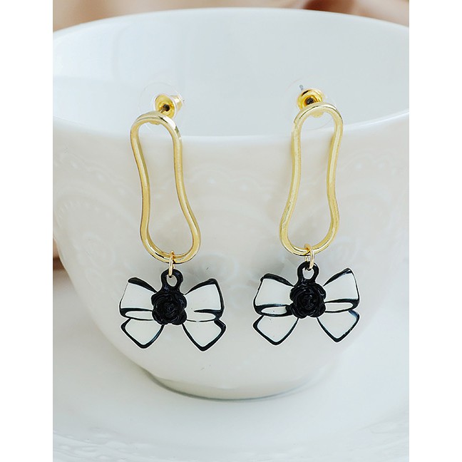 LRC Anting Tusuk Fashion  Alloy Flower Earrings P4754
