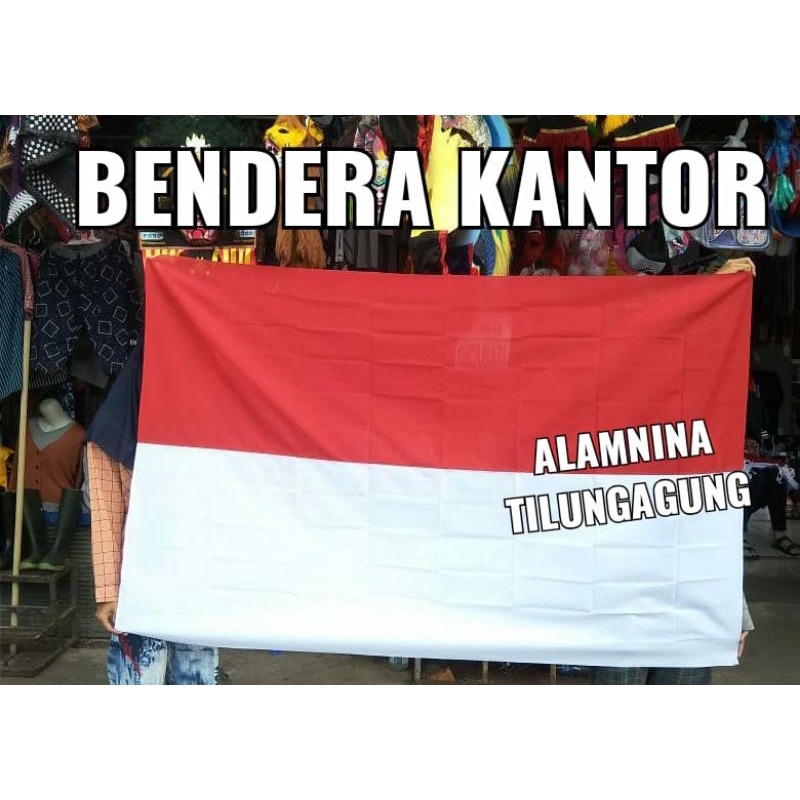 bendera merah putih kantor