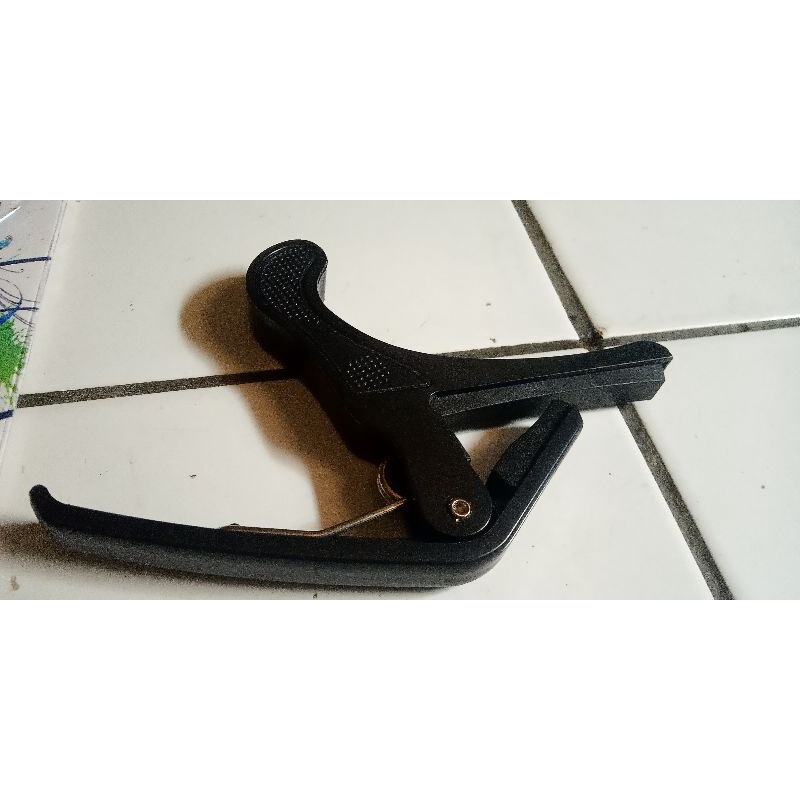 CAPO GUITAR / Capo Gitar Capo Gitar Akustik dan Elektrik