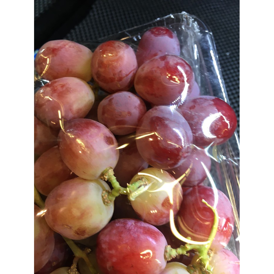 

ANGGUR RED GLOBE australia 500gram