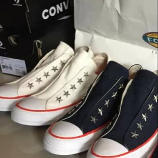 Sepatu Slip On Converse