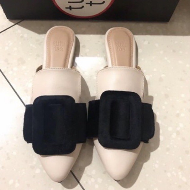 PRELOVED TUTU TOE (36)