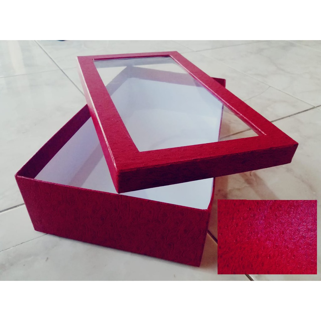 

Kotak kado/giftbox atasan mika 30X17X7