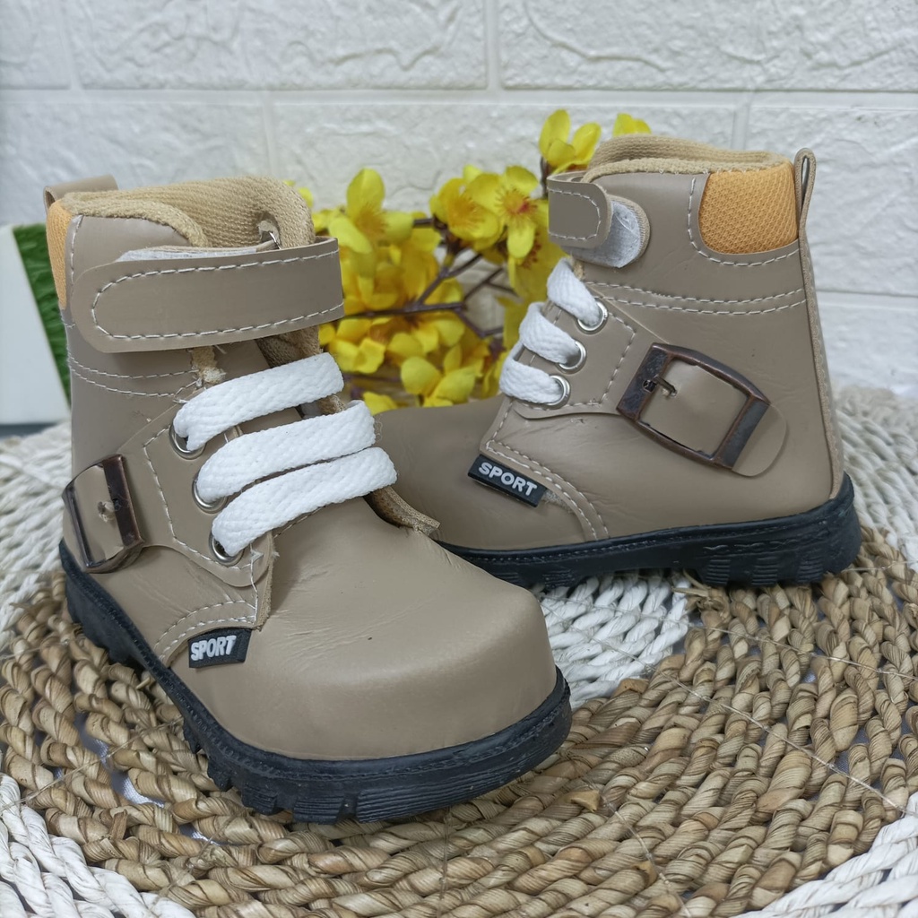 mandirishoesstore-SEPATU BOOT ANAK LAKI-LAKI USIA 12 3 TAHUN BAY06