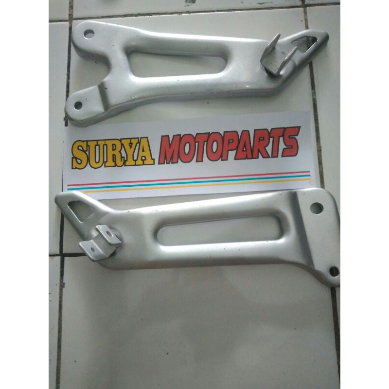 PIJAKAN KAKI BUSTEP STEP BELAKANG RX KING NEW KULATIAS ORI