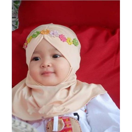 Kerudung etnik anak