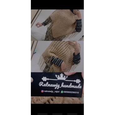 PONCHO RAJUT HANDMADE