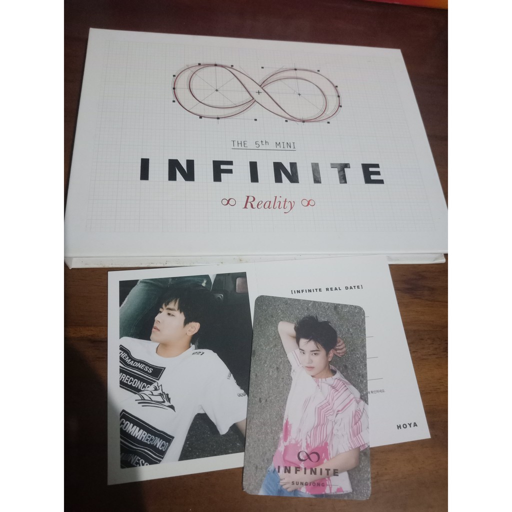 Infinite Reality Album (preloved)