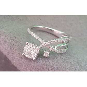 

2 Round Ring