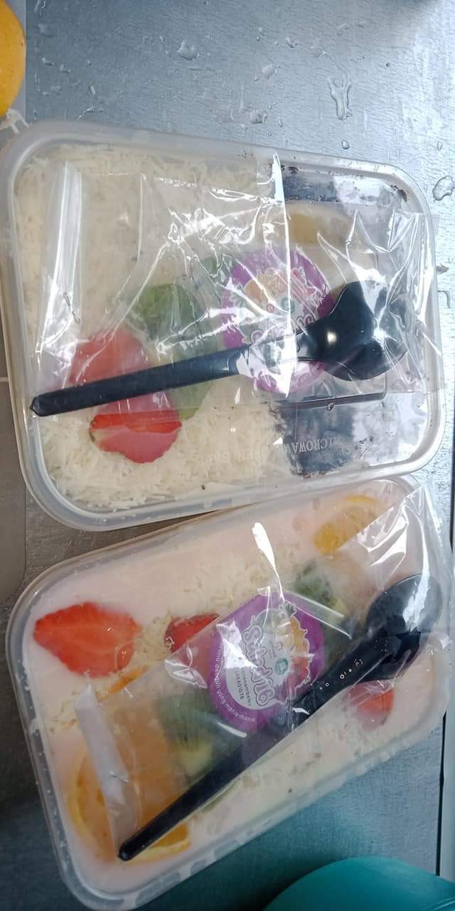 Garpu Plastik Kecil 9cm Warna / Garpu Kue / Garpu Buah Isi 24 Merk Royal