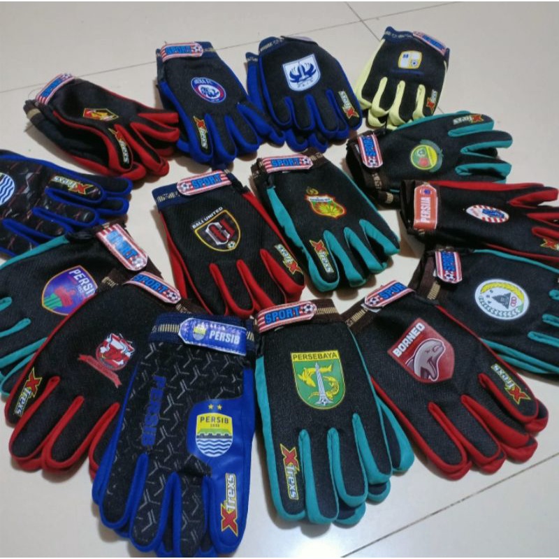 sarung tangan kiper anak/sarung tangan bola anak/sarung tangan bola