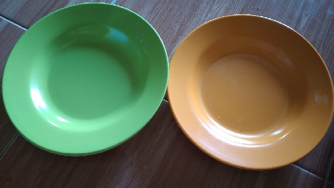 Golden Unicorn P09-5 Piring Dalam 4 Variasi Warna 9 Inci
