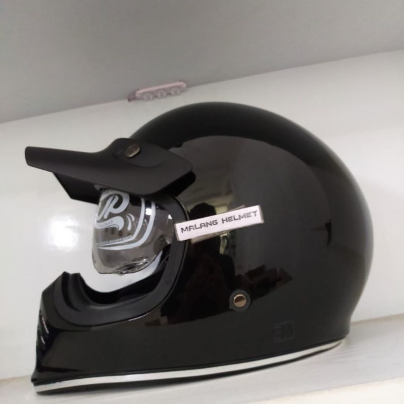 Helm Cakil JPX Signature Solid Black Glossy