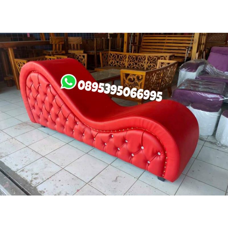 Sofa Kamasutra bercinta suami istri