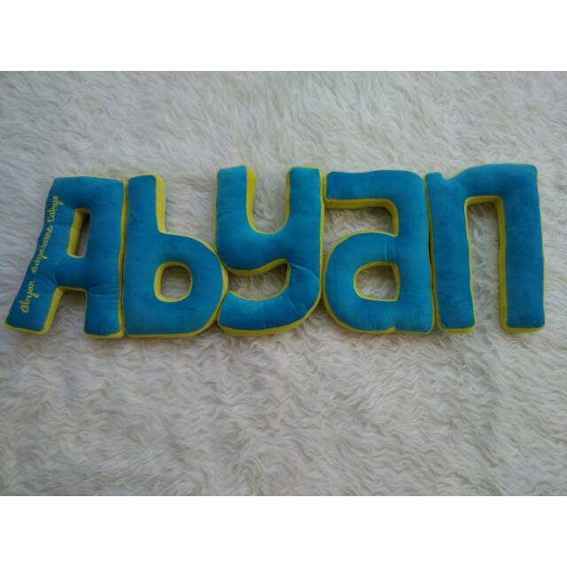 Bantal huruf ukuran 30cm / boneka huruf / bantal boneka nama