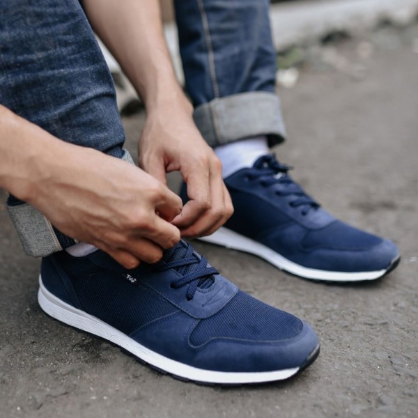 VICTORY NAVY |ManNeedMe x FSTP| Sepatu Sneakers Pria Running Shoes