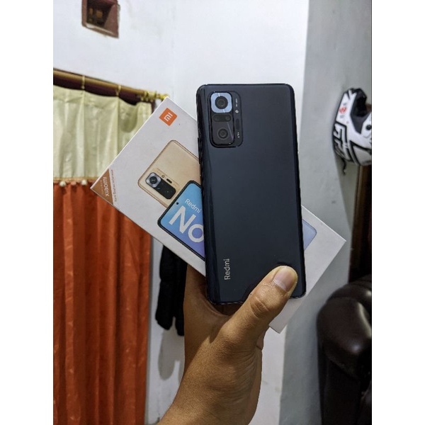 Redmi Note 10 Pro 8/128 Baru 2 Bulan Fullset Second Garansi