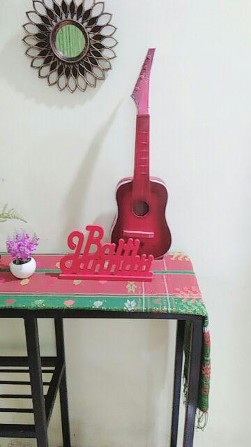 Hiasan Dinding Huruf Kayu Baiti Jannati 25x15cm Bm1