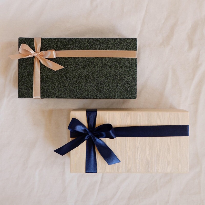 

Hard Box TIPE SEDANG 10x20x5 | Box dompet panjang