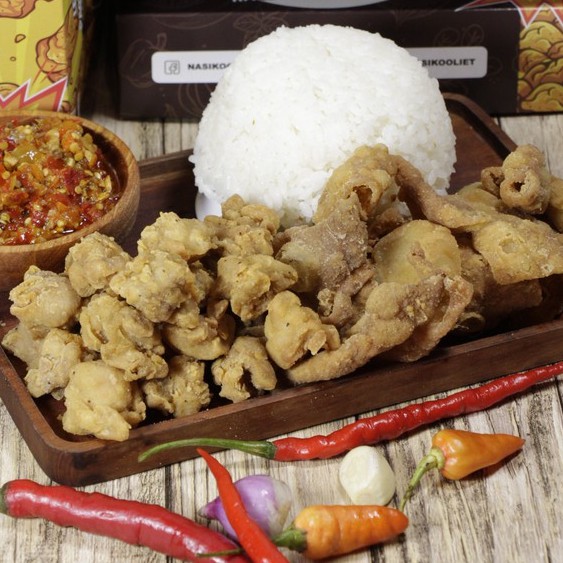 

Nasi Kulit Crispy + Ayam Popcorn (Boneless)