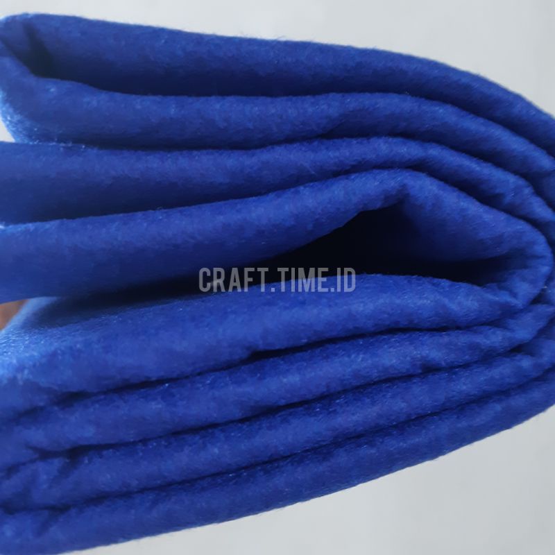 KAIN FLANEL / FELT IMPOR TEBAL 1 METER-ROYAL BLUE