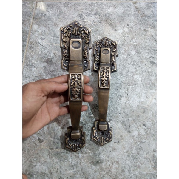 Handle pintu kuningan ukir antik / handle garas