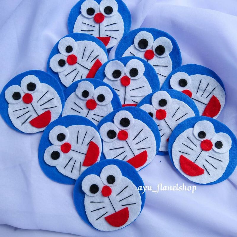 

amplop lebaran doraemon