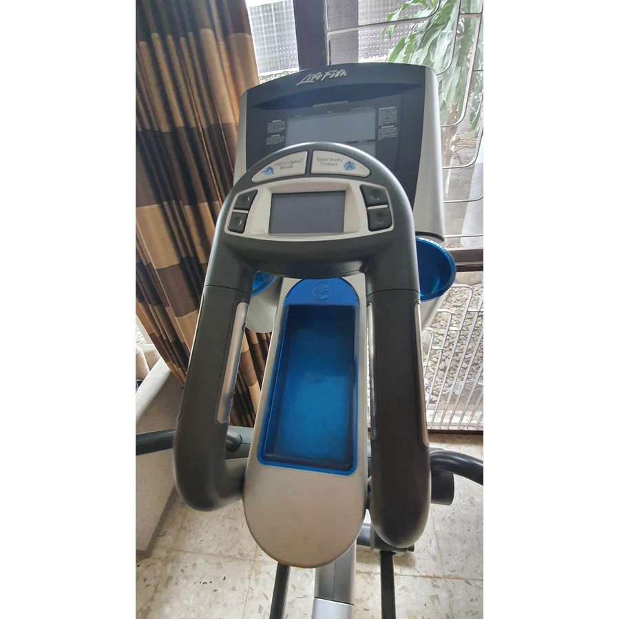 LIFE FITNESS X7 ELLIPTICAL CROSS TRAINER HOME EXERCISE CARDIO MACHINE SECOND LIGHTLY USED PRELOVED BEKAS LIKE NEW TREADMILL