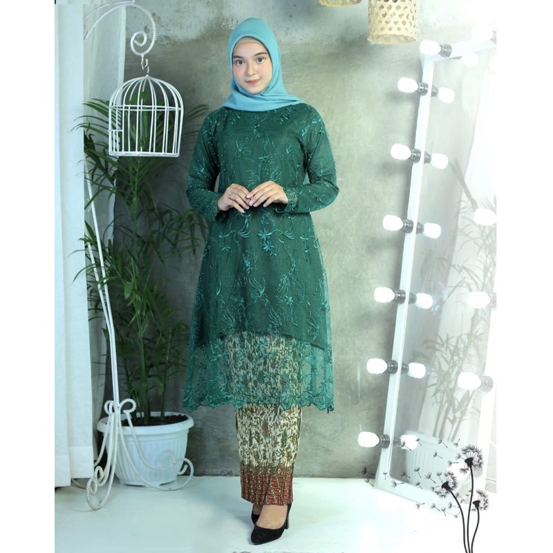 SET KEBAYA MODERN MUSLIM BRIGITA