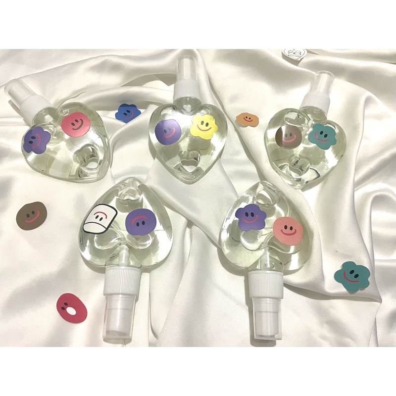 HANDSANITIZERGANTUNG/50ml/Hargasudahtermasuk BOtol,Isi,gantungandan stiker)