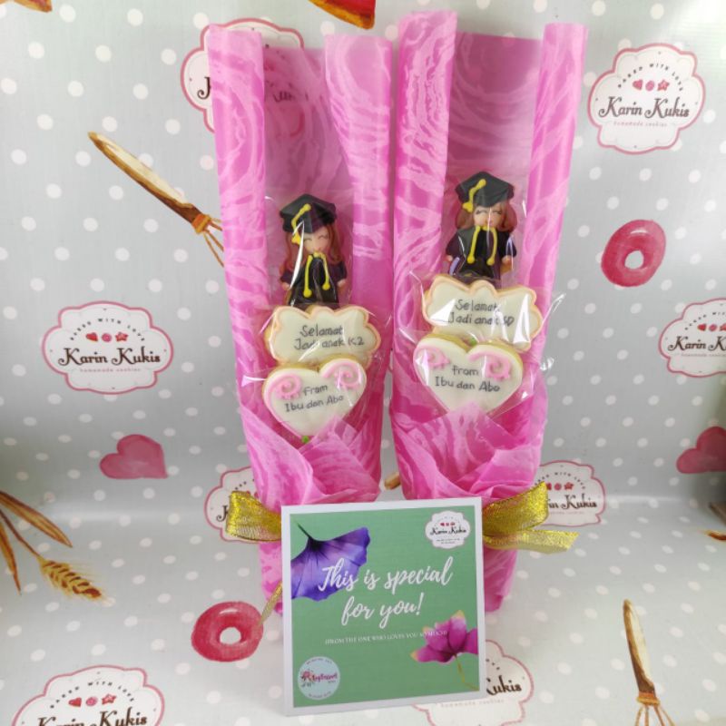 

Buket Wisuda kukis 3 pcs