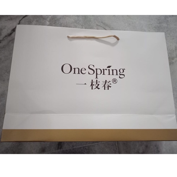 

NEW PAPER BAG BESAR SERBAGUNA / PAPER BAG TAS BELANJA